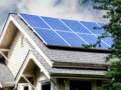 Sử dụng điện mặt trời có an toàn không?