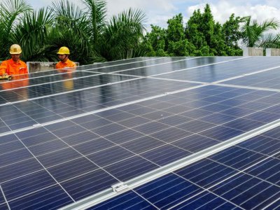 Bộ Công Thương tiếp đề xuất EVN và các địa phương đưa ra giải pháp phát triển điện mặt trời