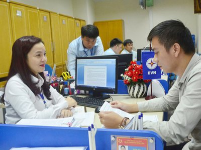 thu-tuc-ban-dien-mat-troi-mai-nha-cho-evn-tu-a-z