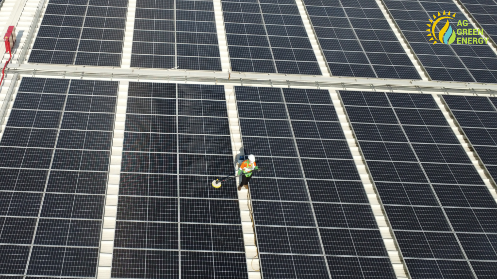 Dien-Nang-luong-Mat-troi-cho-ho-gia-dinh-2026